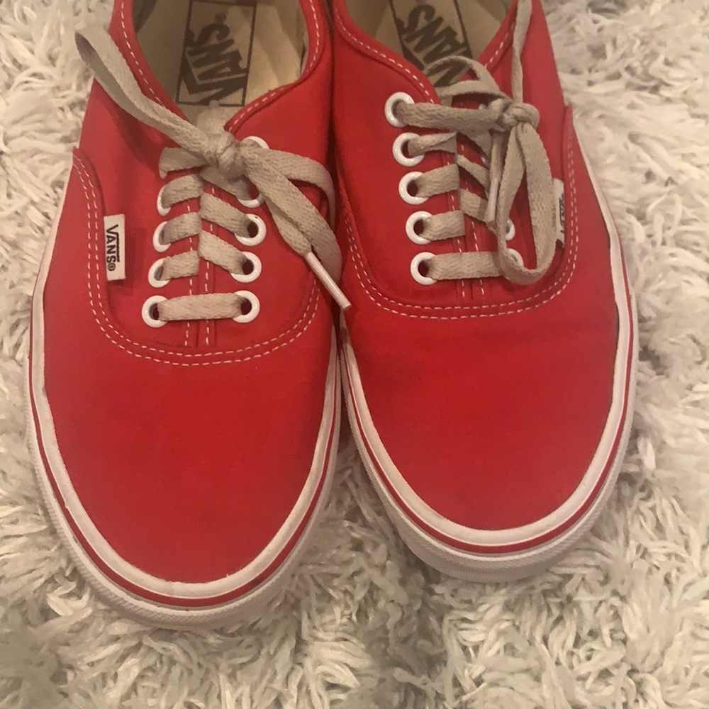 Vans - Picture 7 of 8